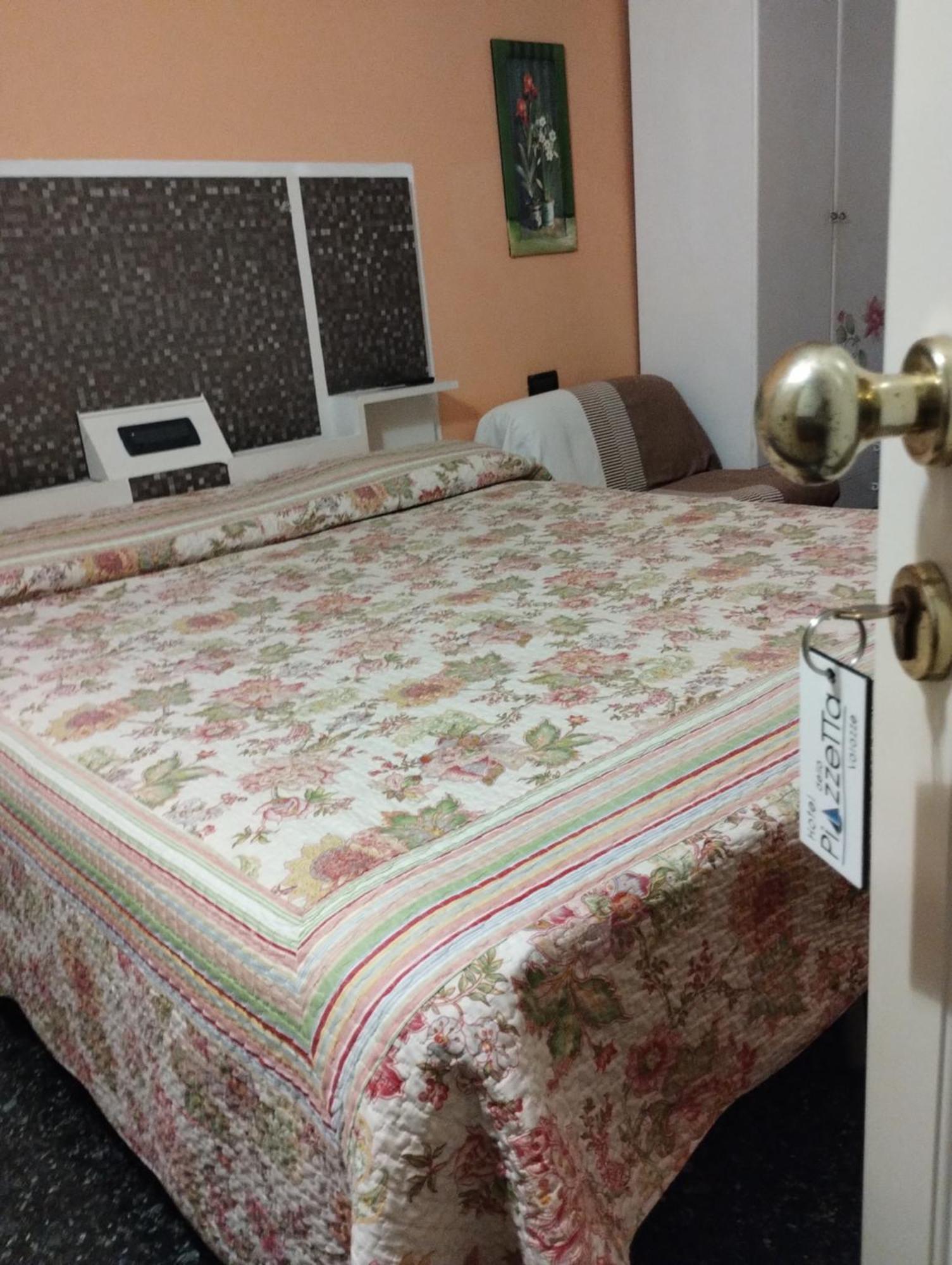 Hotel Della Piazzetta Varazze Εξωτερικό φωτογραφία