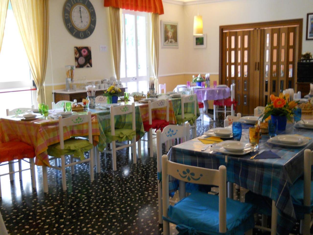 Hotel Della Piazzetta Varazze Εξωτερικό φωτογραφία